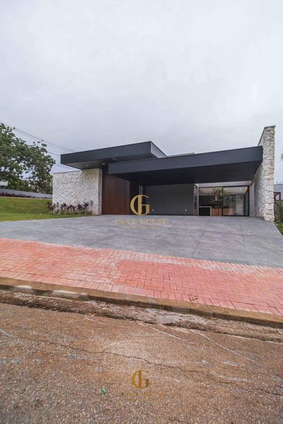 Casa de 300 m² Condomínio Gran Royalle Lagoa Santa - Lagoa Santa, à venda por R$ 2.980.000