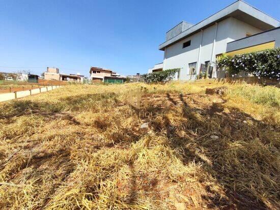 Lote  em  Lagoa Santa no condomínio Gran Royalle.