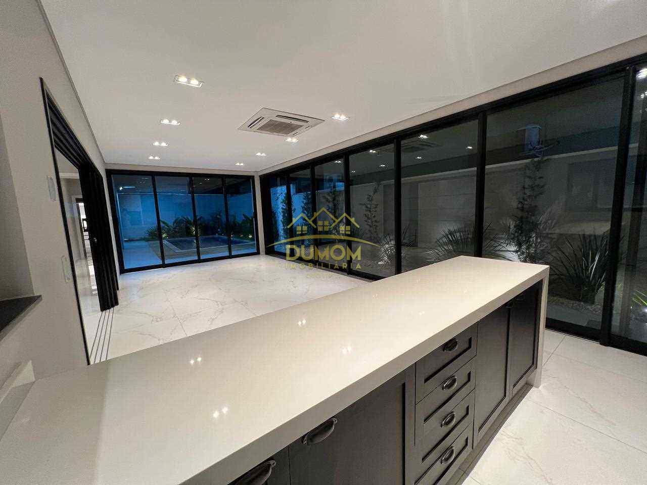 Casa para Venda por R$ 2.200.000, Condomínio Portal Das Águas em Tres Lagoas/MS