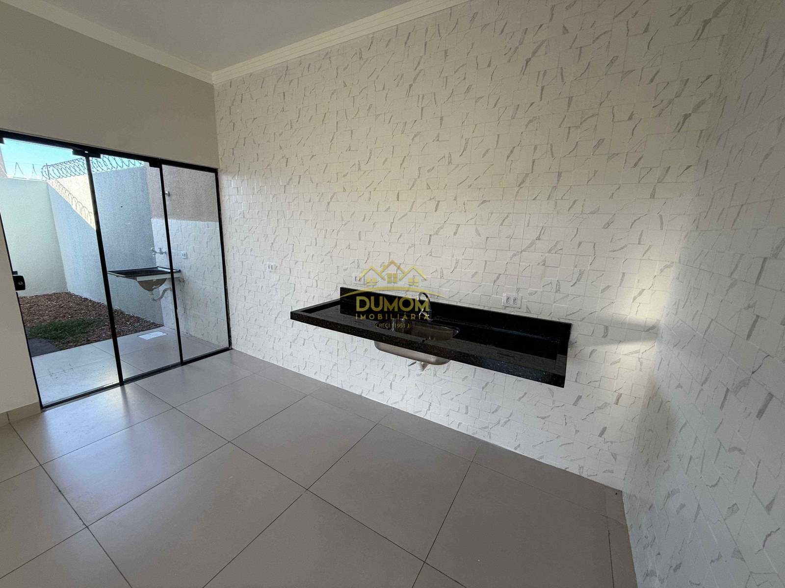 Casa para Venda por R$ 280.000, Jardim Dos Ipes em Tres Lagoas/MS