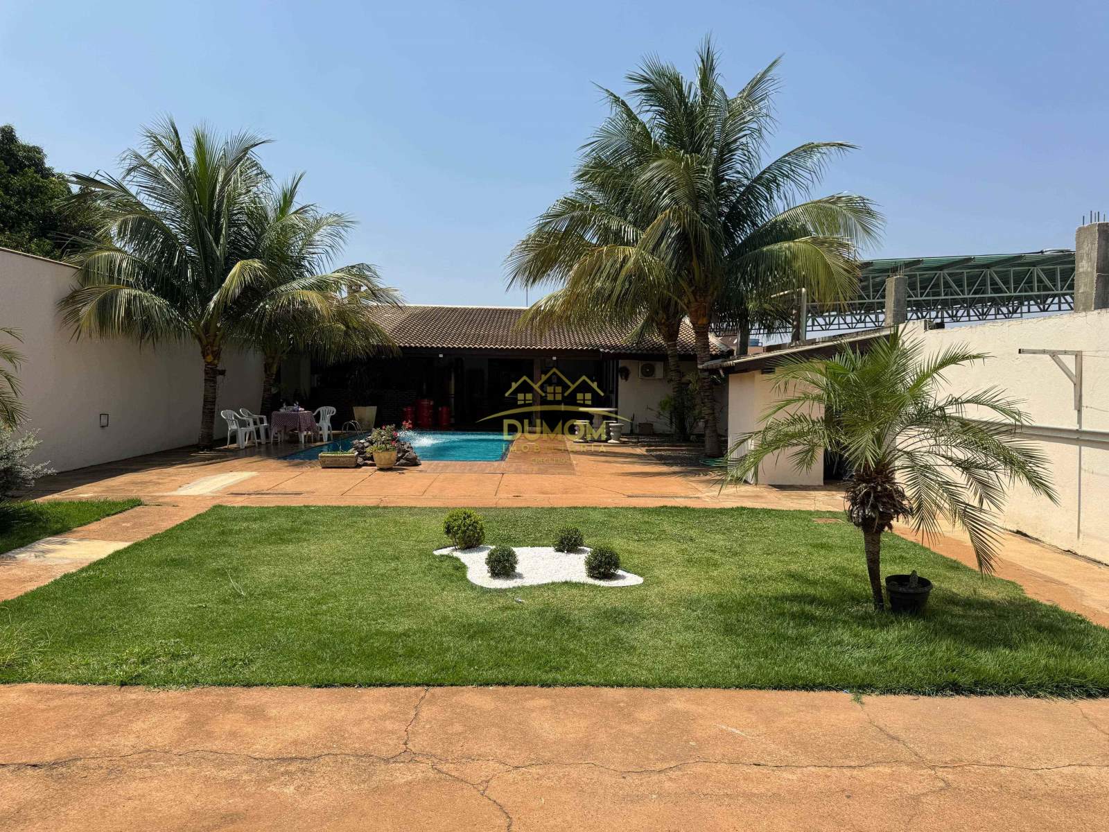 Casa para Venda por R$ 1.000.000, Jardim Novo Aeroporto em Tres Lagoas/MS