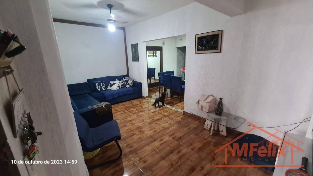 Casa de Condomínio com 4 quartos à Venda, Vila Maricy - Guarulhos