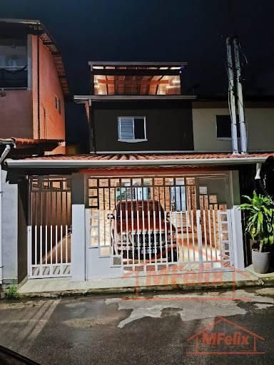 Sobrado com 2 quartos à Venda, Cidade Soberana - Guarulhos