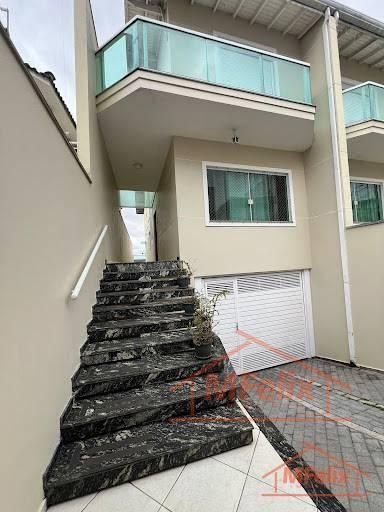 Sobrado com 3 quartos à Venda, Jardim Santa Mena - Guarulhos