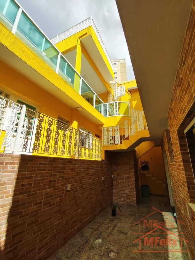 Sobrado com 4 quartos, Jardim Terezópolis - Guarulhos