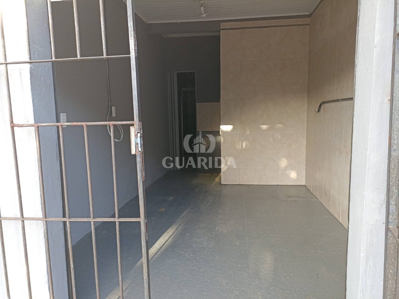 Prédio Comercial, Hípica, 200m², por R$ 219mil