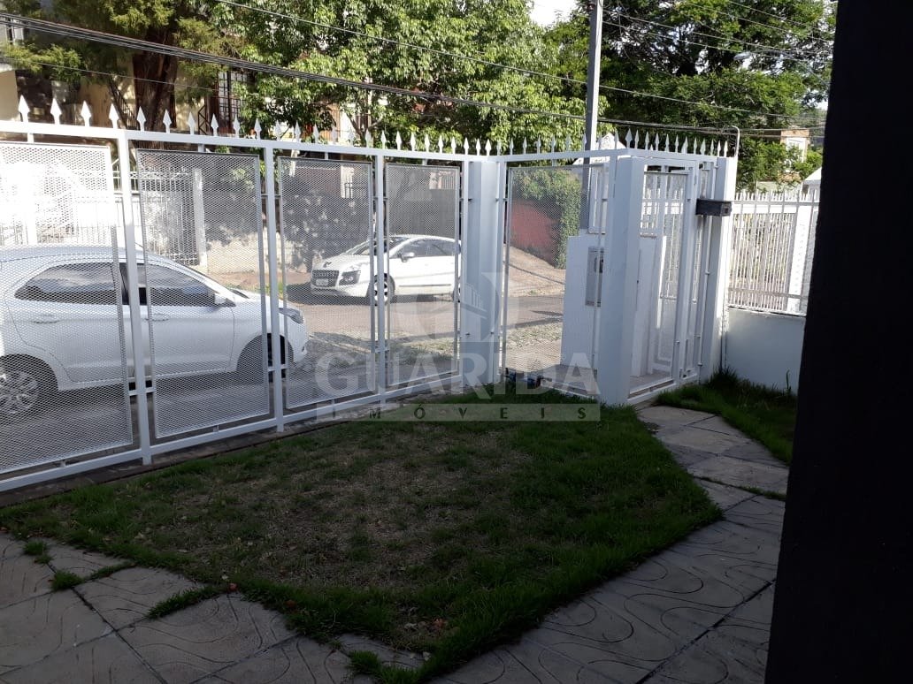 Casa 3 dorm, 290m², Jardim Sabará, R$ 790mil