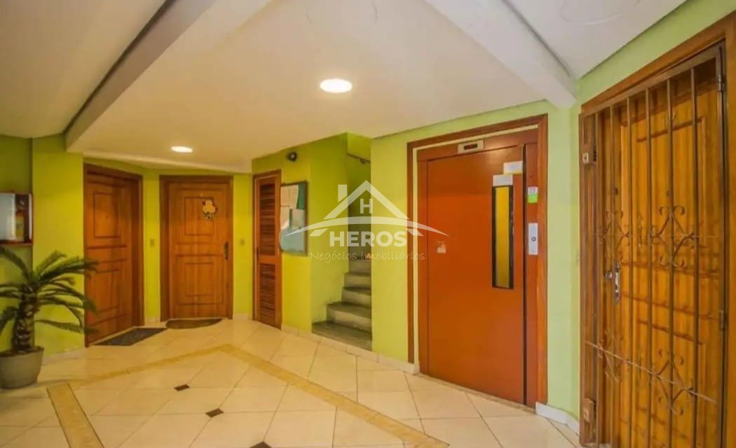 Cobertura 2 dorm, 111m², Cavalhada, R$ 425mil