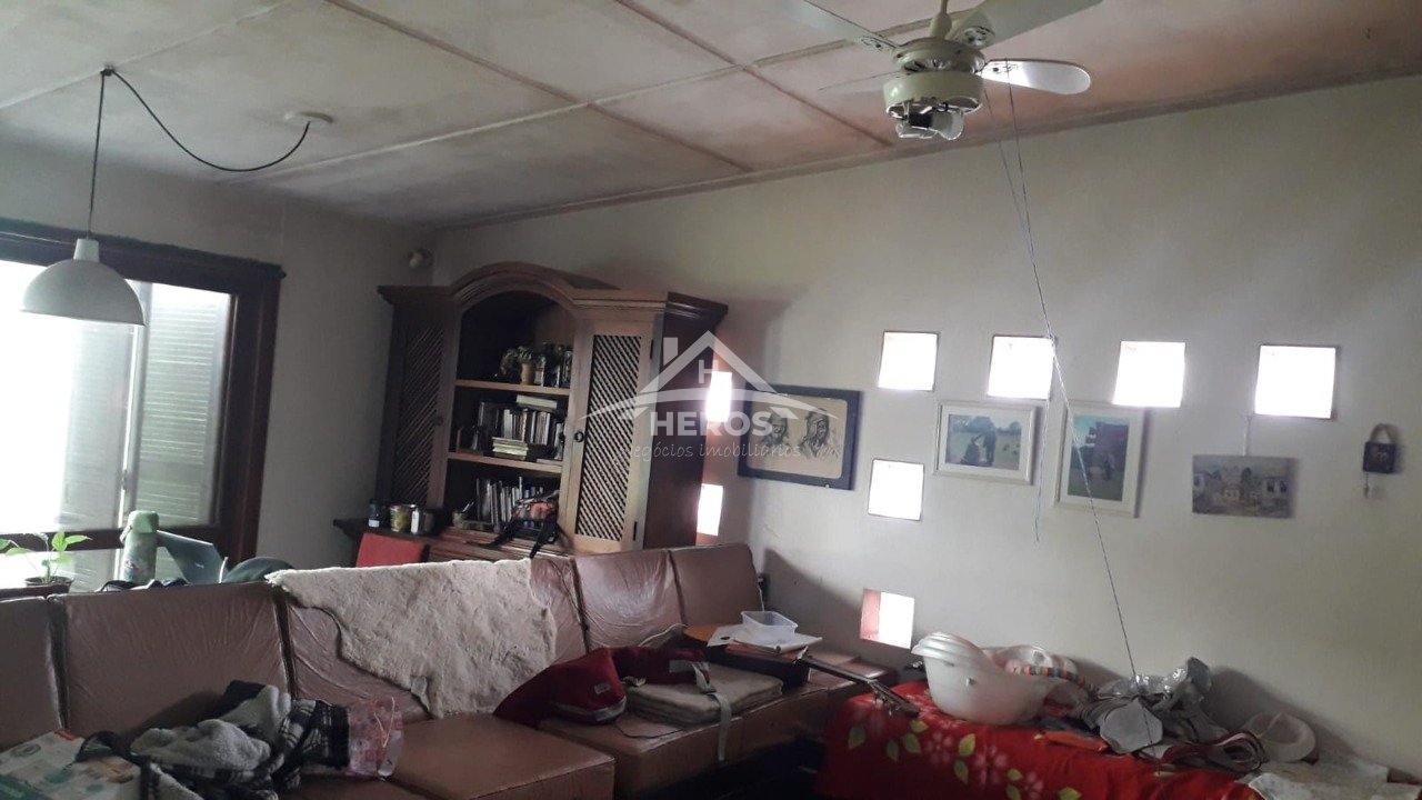 Casas 4 dorm, 649m², Belém Novo, R$ 750 mil