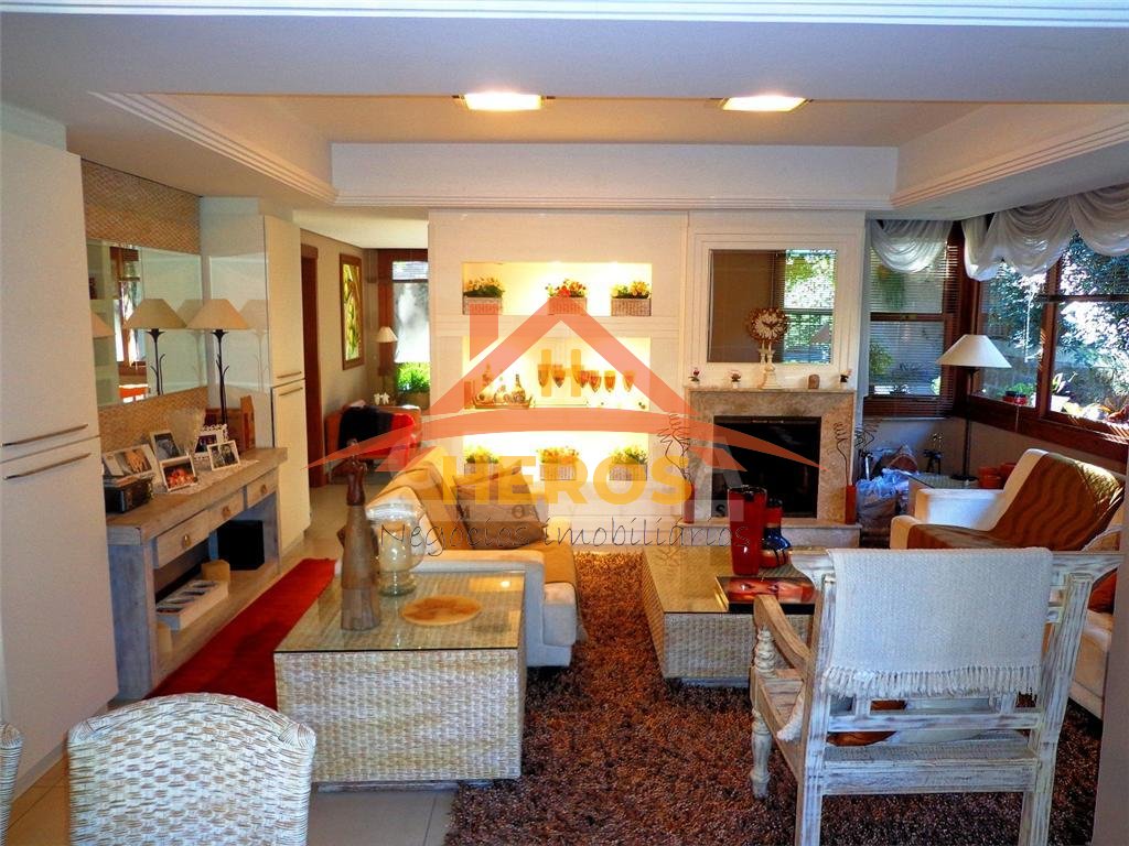 Casa condomínio, 181m², Pedra Redonda  R$1,8milhão