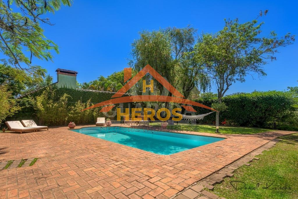 Casa 4  dorm, 400m²,Trisrteza, R$ 3,89milhões