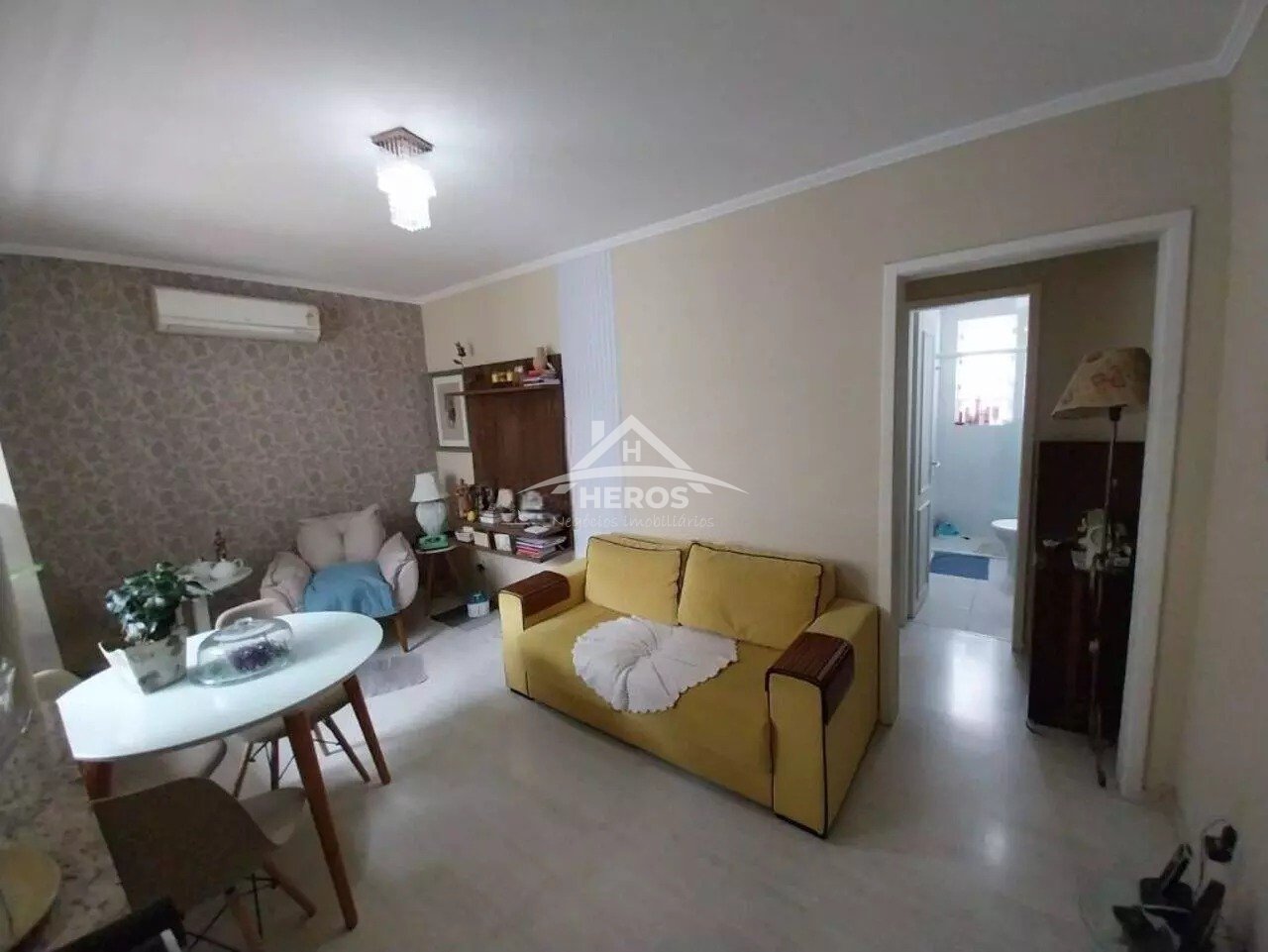 Apto 1 dorm, 43 m², Azenha, R$ 210 mil.