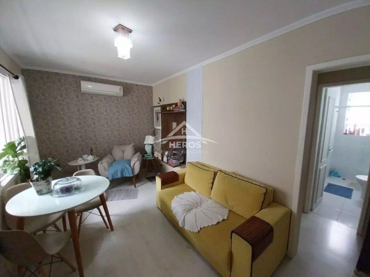 Apto 1 dorm, 43 m², Azenha, R$ 210 mil.