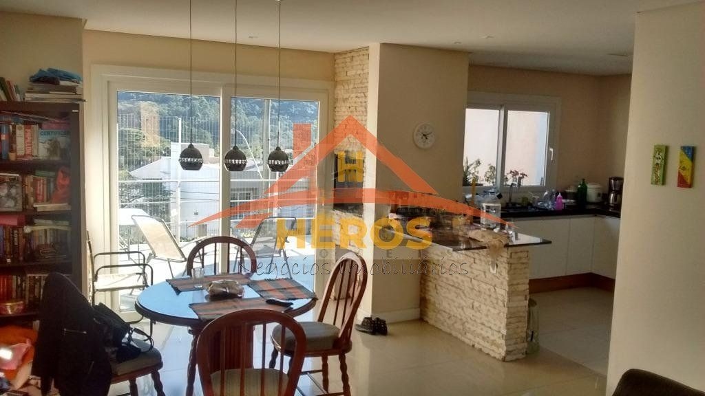 Casa condomínio, 3 dorm, Vila Nova, R$ 1,5 milhão