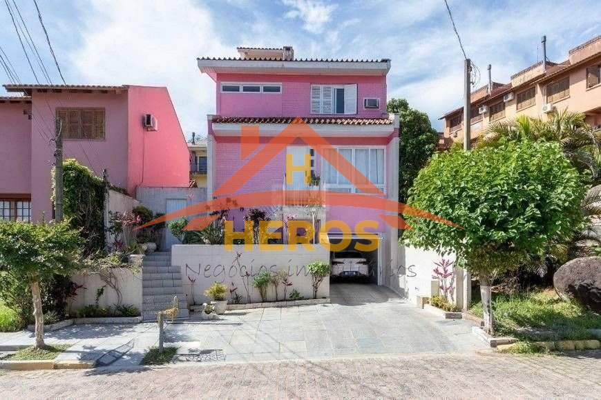 Casa cond 3 dorm Espirito Santo 193,4m², R$ 650mil