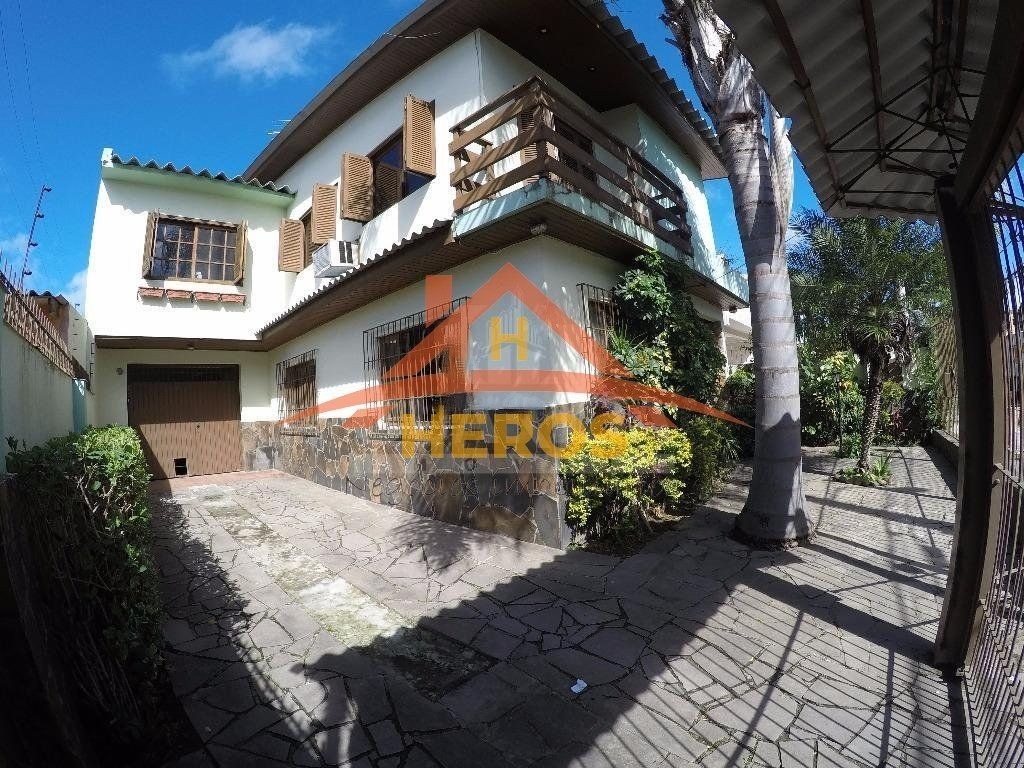 Casa 3 Suítes, 250m2,  Ipanema, R$ 870mil