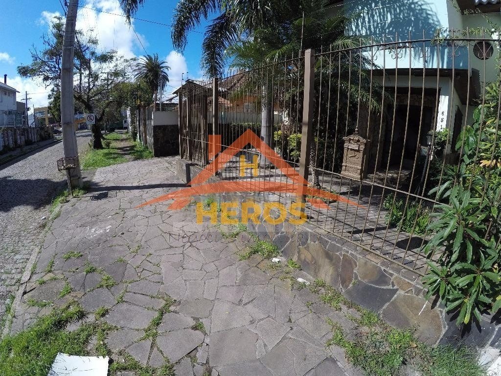 Casa 3 Suítes, 250m2,  Ipanema, R$ 870mil