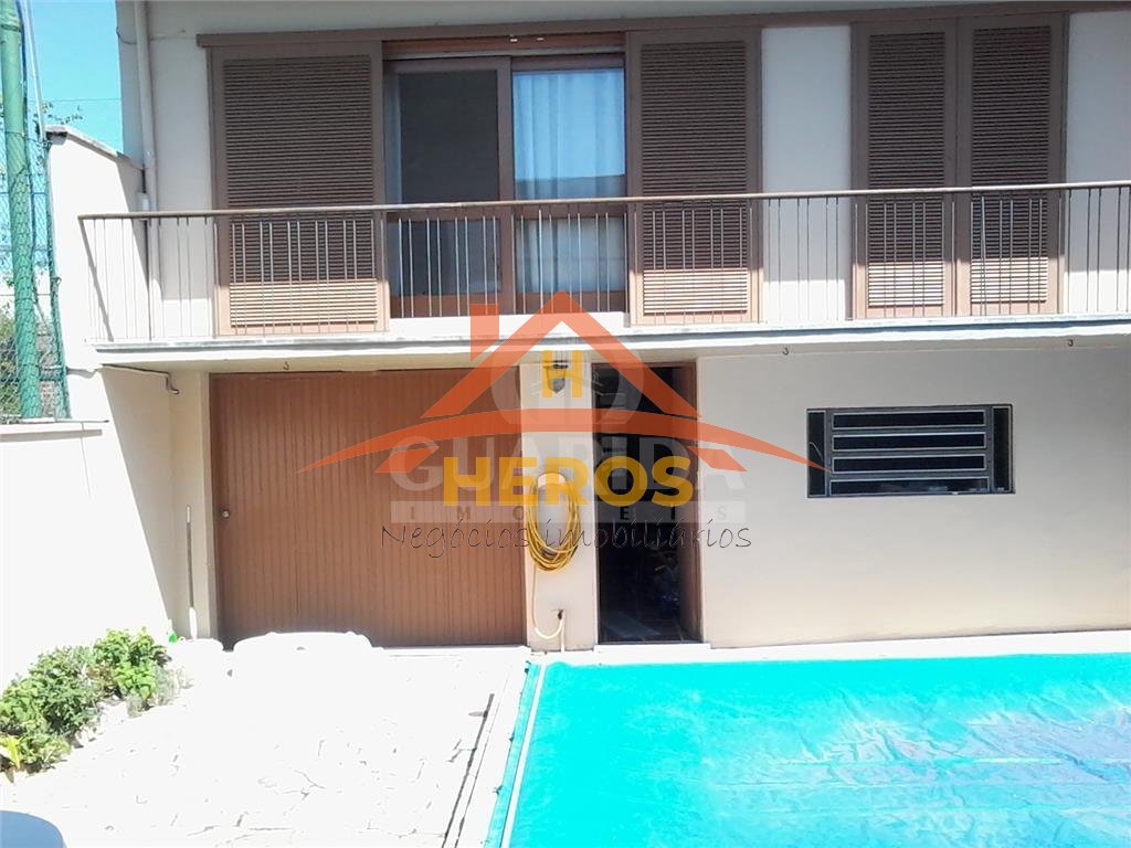 Casa 4 dorm, 464m², Guarujá, R$ 1,38 milhão