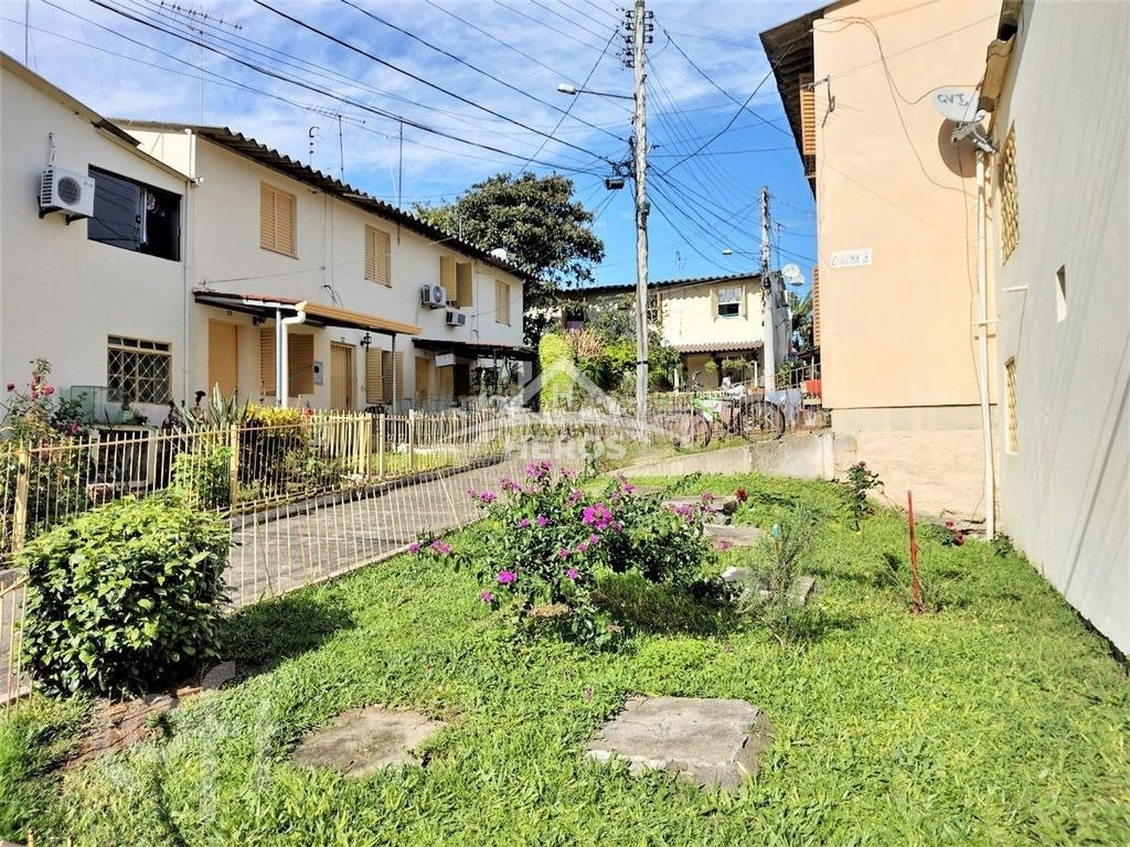 Casa em condomínio, 1 dorm, 48m², R$ 150 mil