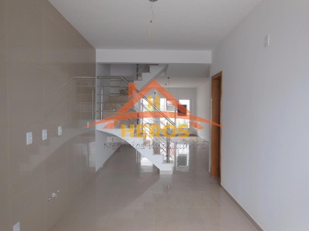 Casa 3 Suítes, 170m², Guarujá, R$ 530mil