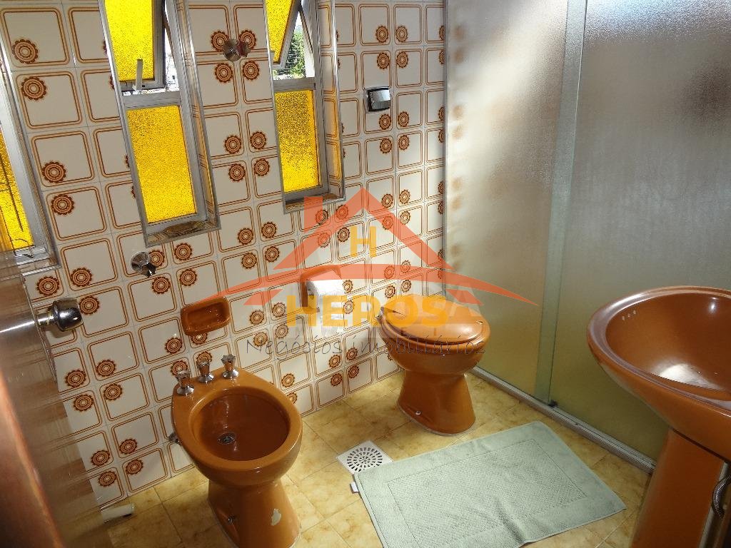 Casa 3 suítes, 358m², Nonoai, R$ 890mil