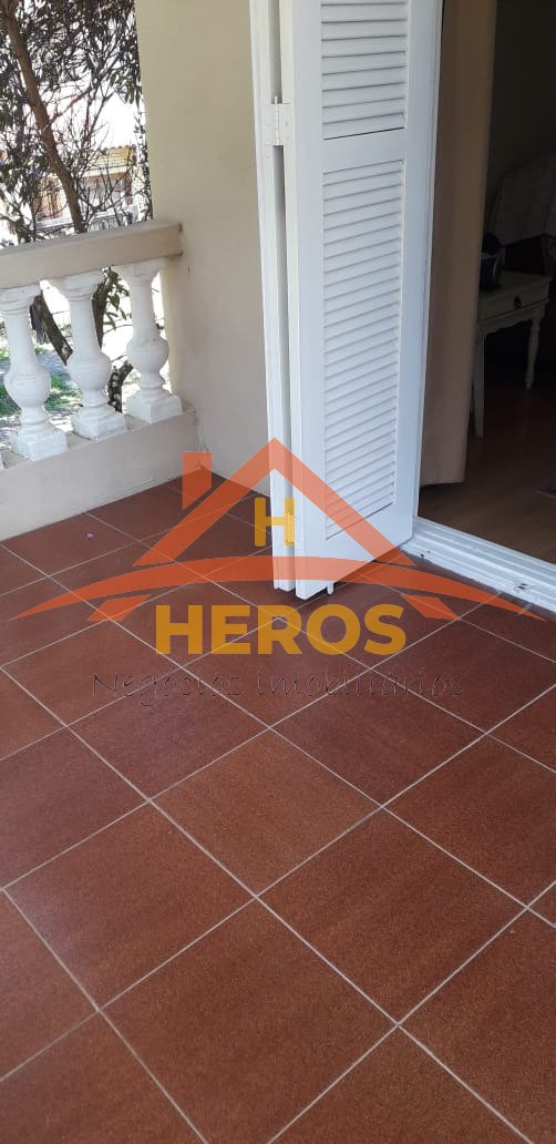 Casa 3 dorm, 240m², Ipanema, R$ 577mil