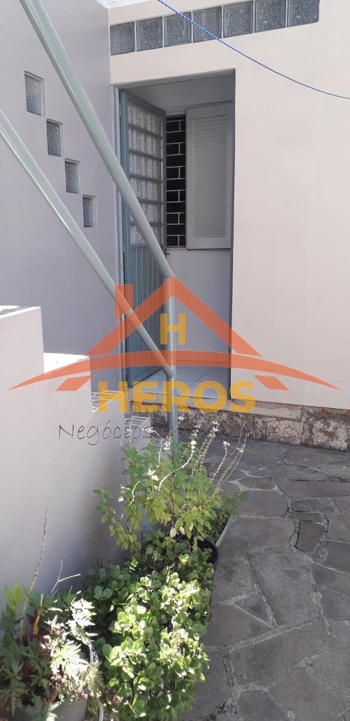 Casa 3 dorm, 240m², Ipanema, R$ 577mil
