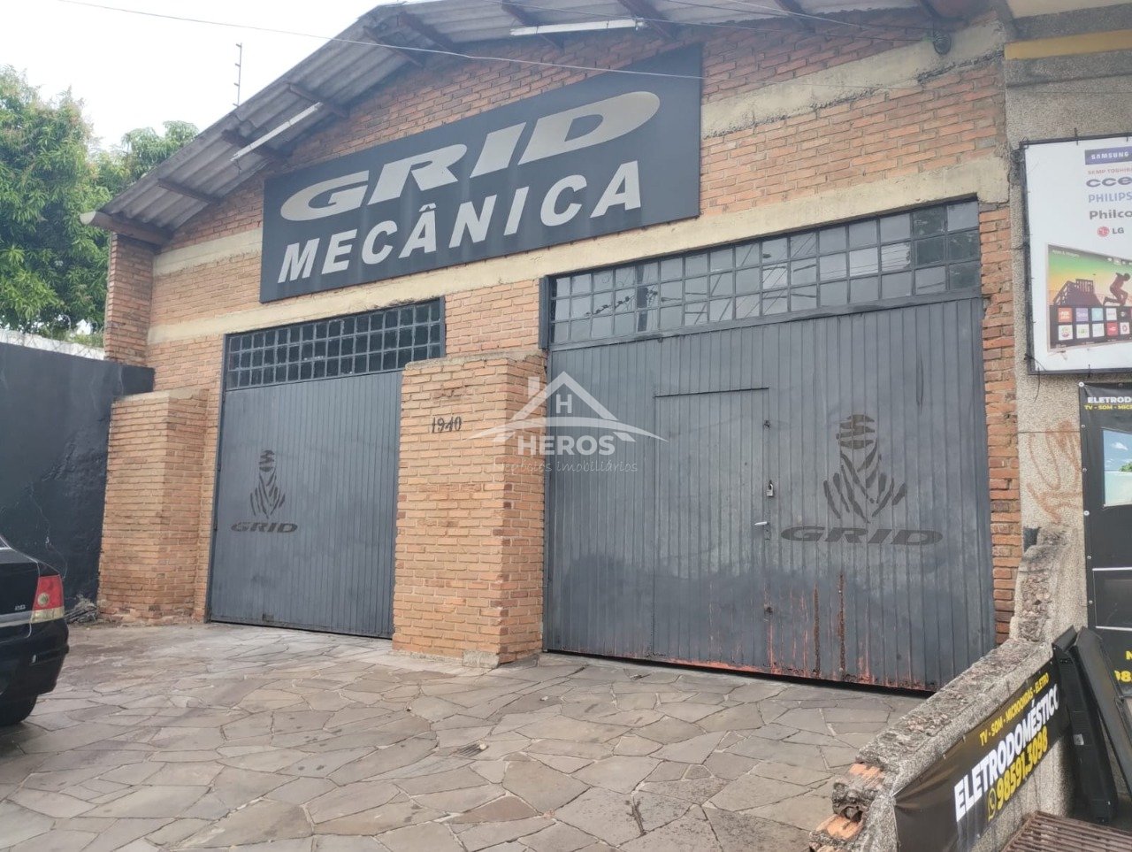 Loja 250m², Cavalhada, R$ 1,07milhão