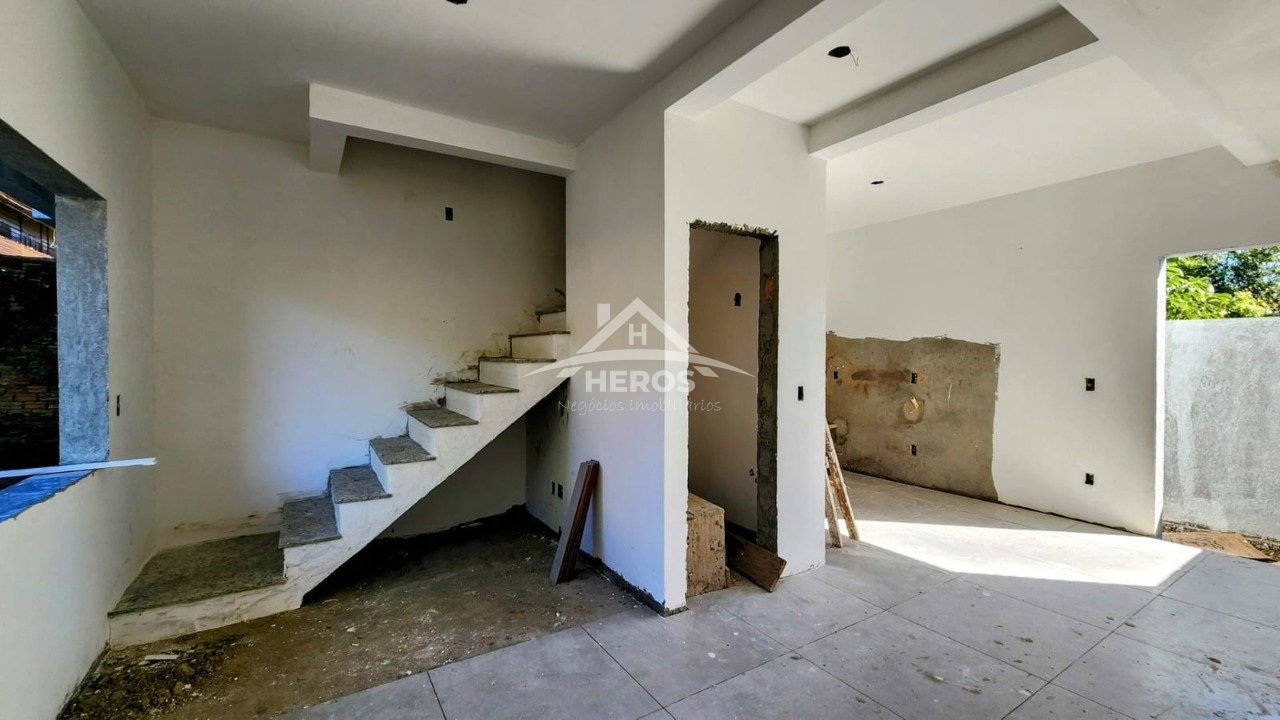 Casa cond, 2 dorm, 70m², Nonoai, R$ 365mil