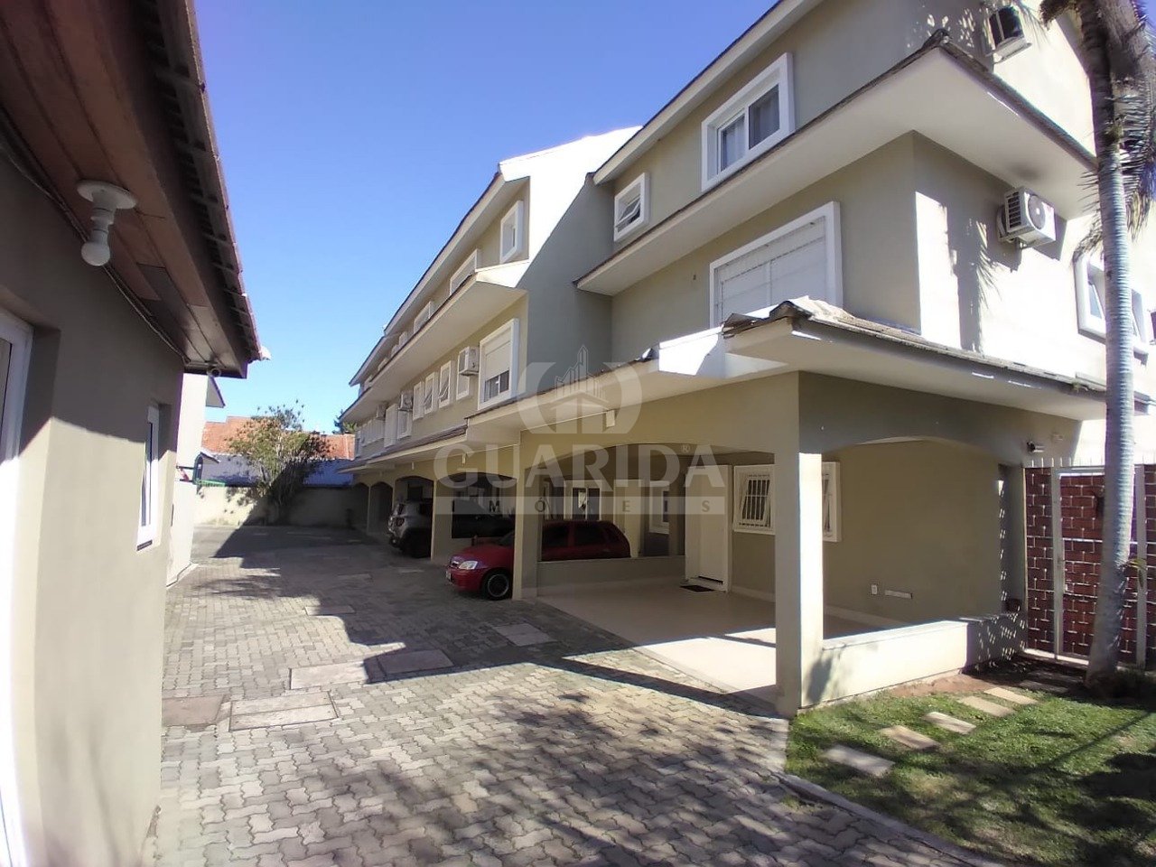 Casa cond, 4 suítes, 304m², Vila Assunção