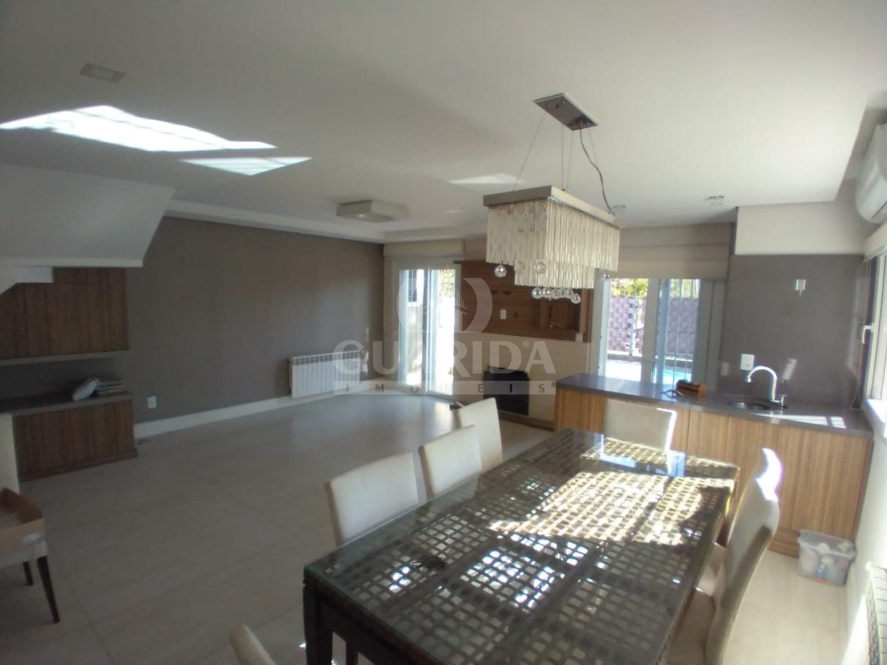 Casa cond, 4 suítes, 304m², Vila Assunção