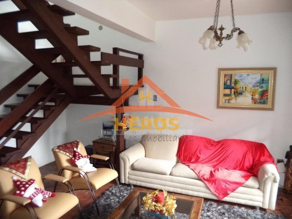 Casa 3 dorm, 300m², Cavalhada, R$ 550mil