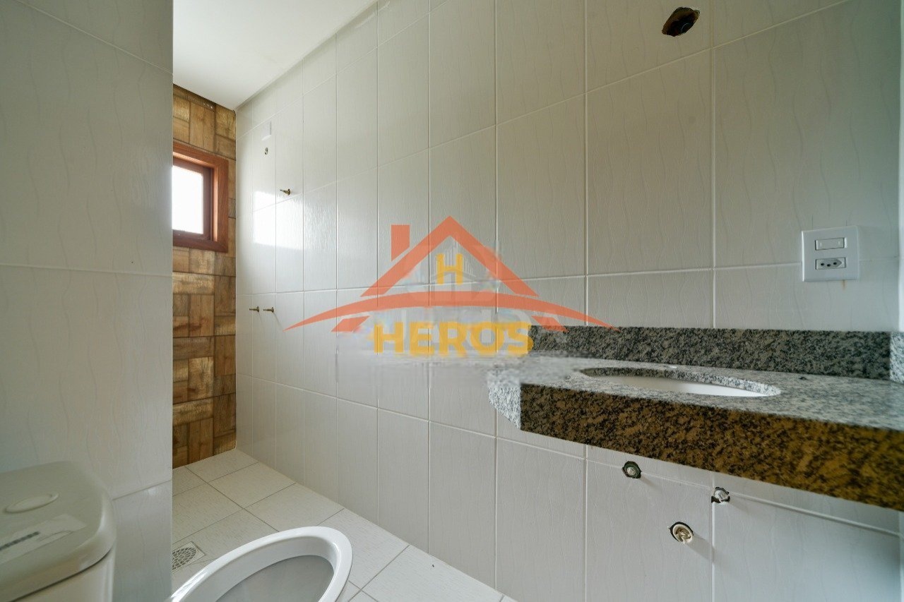 Casa 3 dorm, 222m², Guarujá, R$560mil