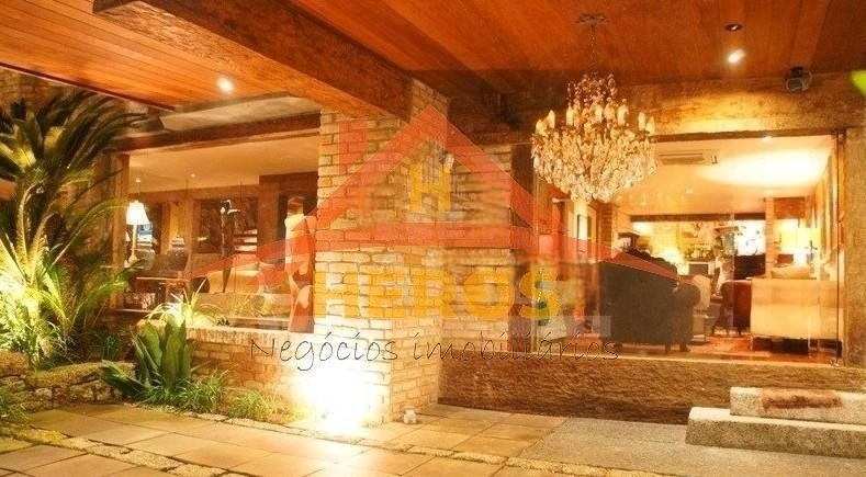 Casa 4 dorm, 418m², Jardim Isabel, R$ 1,8 milhão