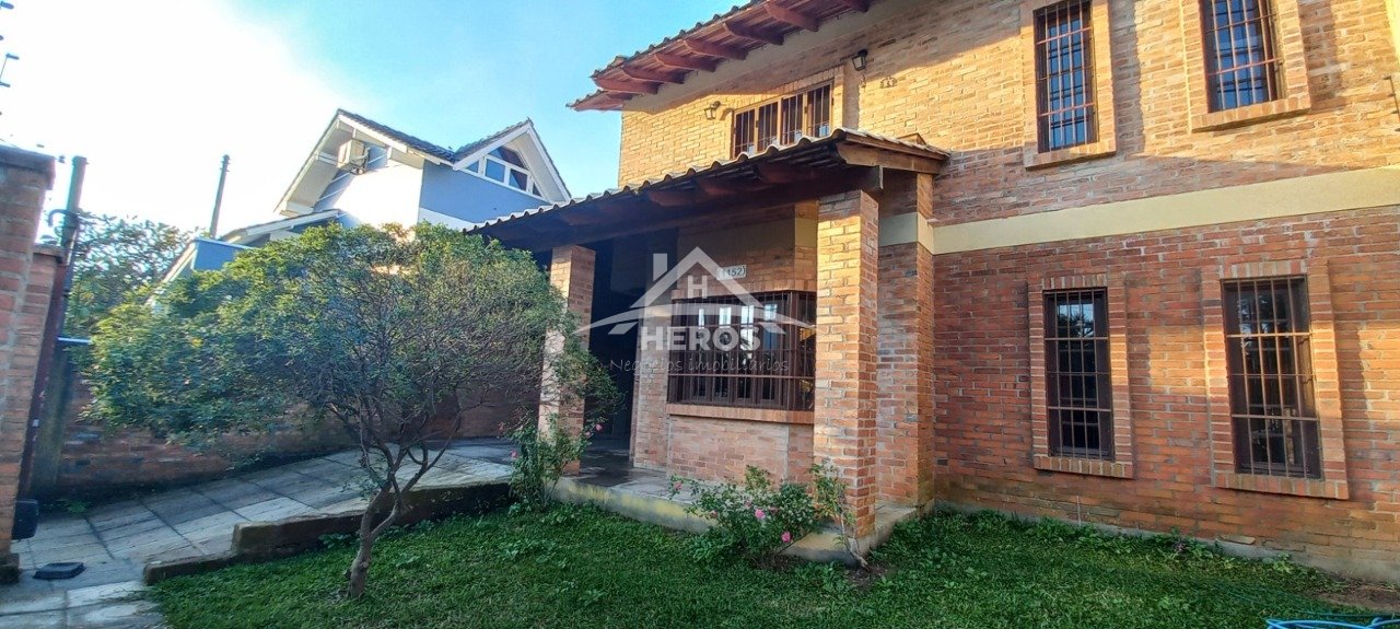 Casa 4 dorm, 269m², Ipanema, R$ 790mil