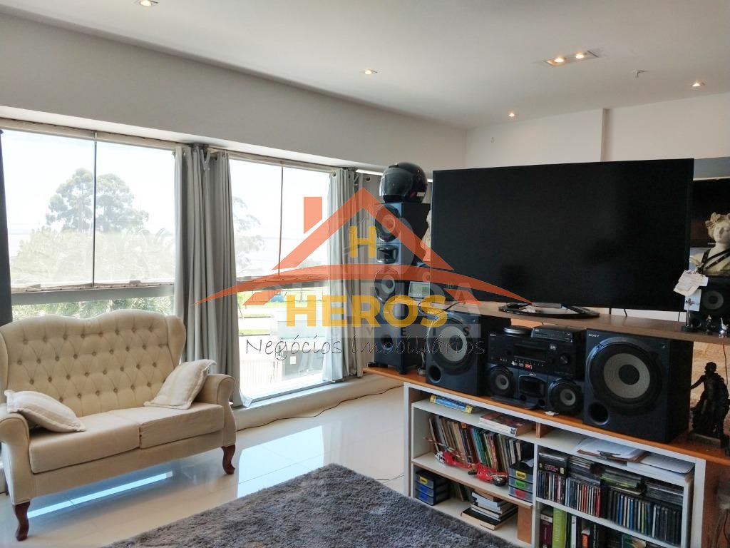 Studio 1 dorm, 43m², Cristal, R$ 700mil