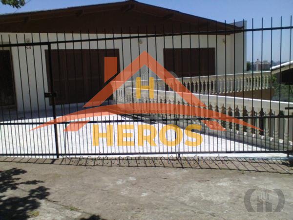 Casa 4 dorm, Teresópolis, 250m², R$ 1,49 milhão