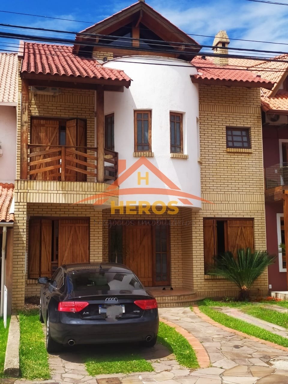 Casa cond 4 dorm, 265m², Ipanema, R$ 890mil