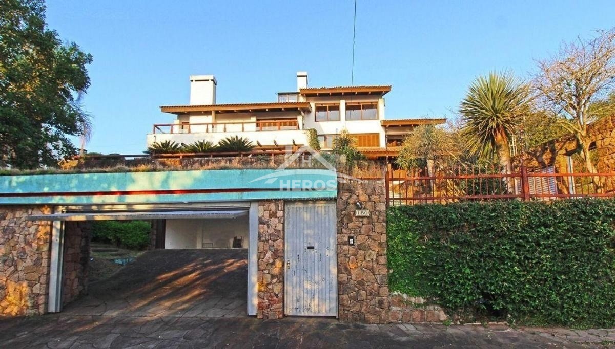 Casa 4 suítes, 601m², Teresópolis, R$ 1,89milhões