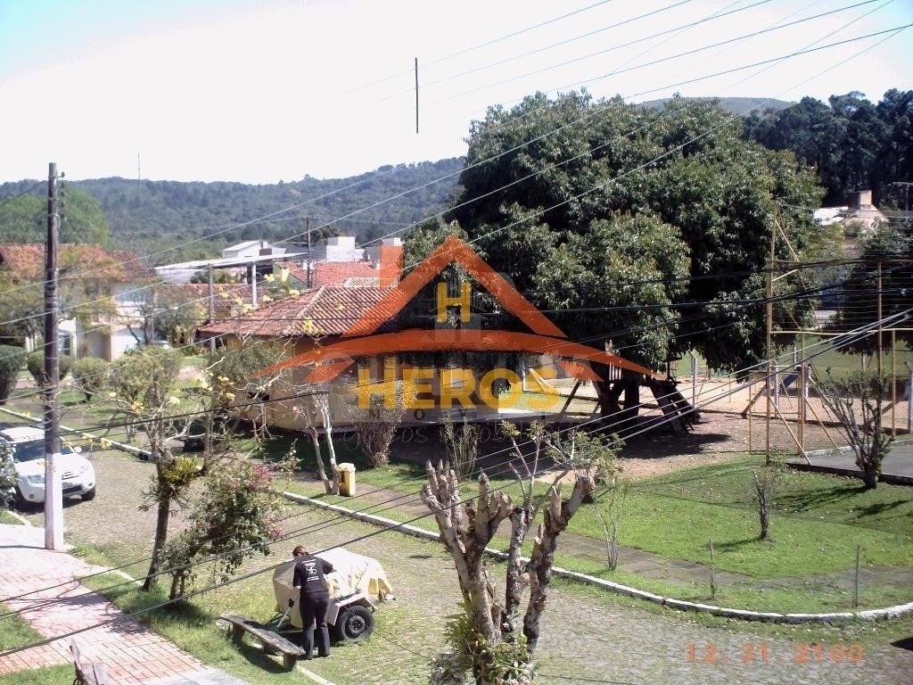 Casa condomínio, 175m², Hípica, R$ 499mil