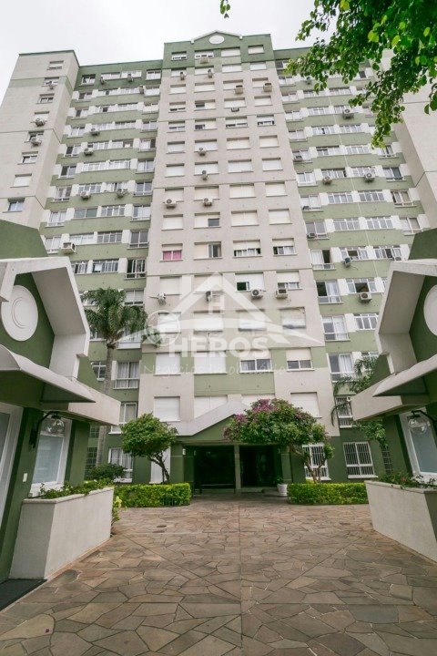 Apartamento 3 dorm, 71m², Cavalhada, R$ 329mil