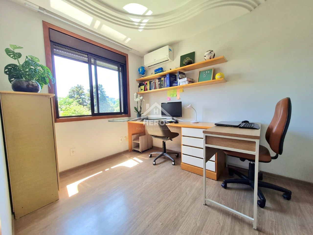 Apartamento 2 dor, 59m², Cristal, R$ 420mil
