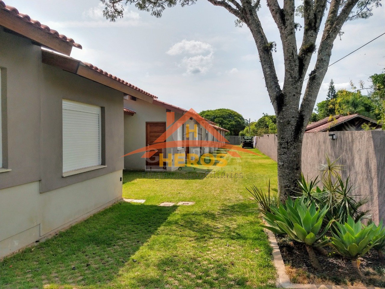 Casa condomínio;Nov Ponta Grossa R$ 215mil