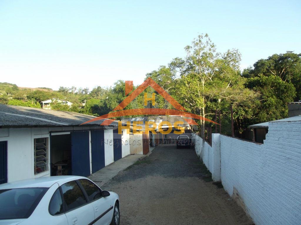Terreno 705m², Vila Nova, R$ 298 mil