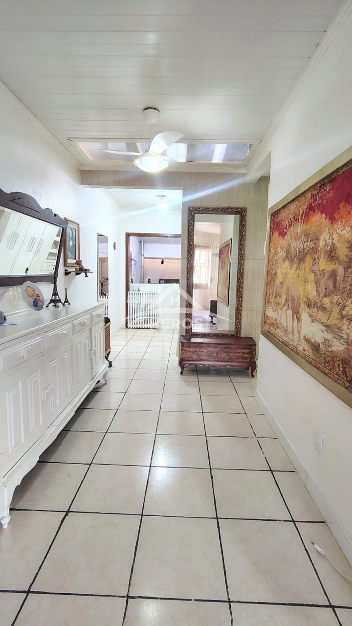 Casa térrea,cond; 02 dorm, pátio,250mil,Restinga