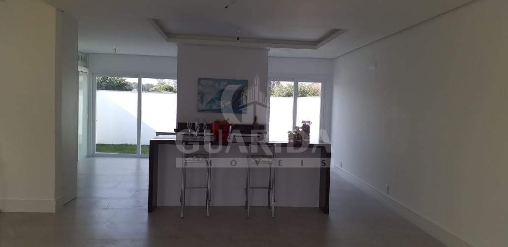 Casa condomínio 3 suítes, 187m², Hípica, R$ 750mil