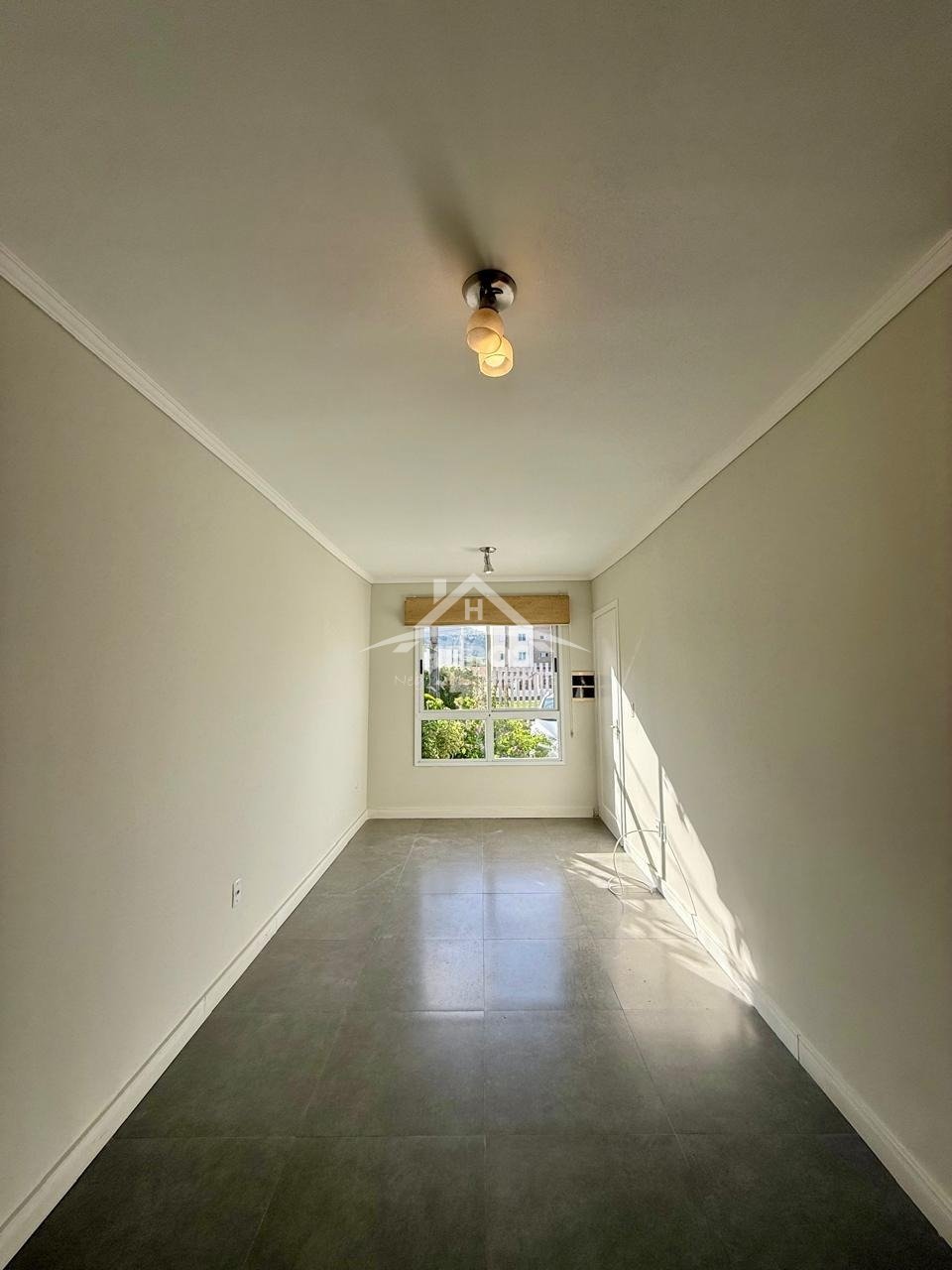 Casa condomínio, 2 dorm, Hípica, 65m², R$ 320mil