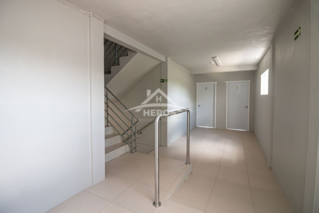 Cobertura nova, 2 dorm, Viamão, R$ 300 mil