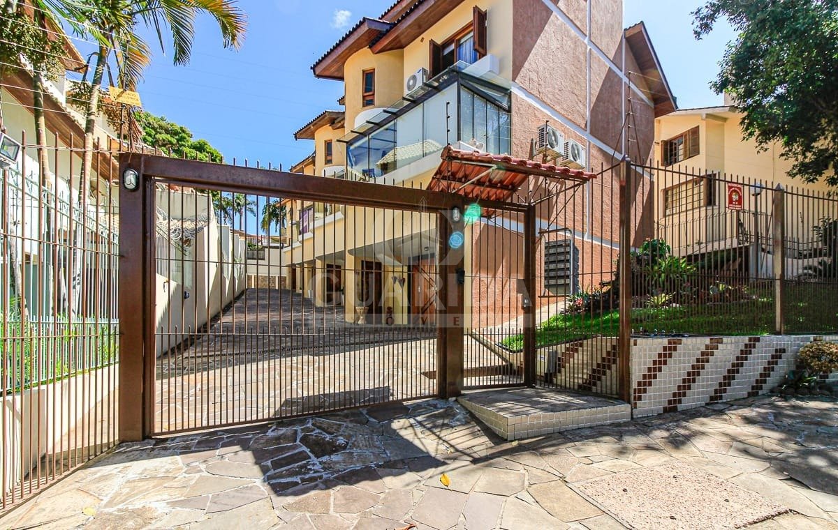 Casa cond 3 dorm 240m² Jardim Isabel, R$ 780mil
