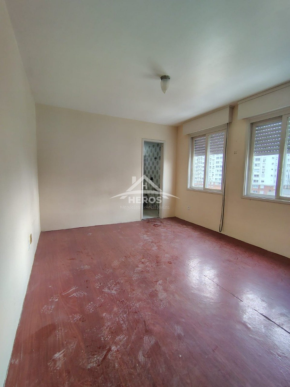 Apartamento na  Cidade Baixa,180mil